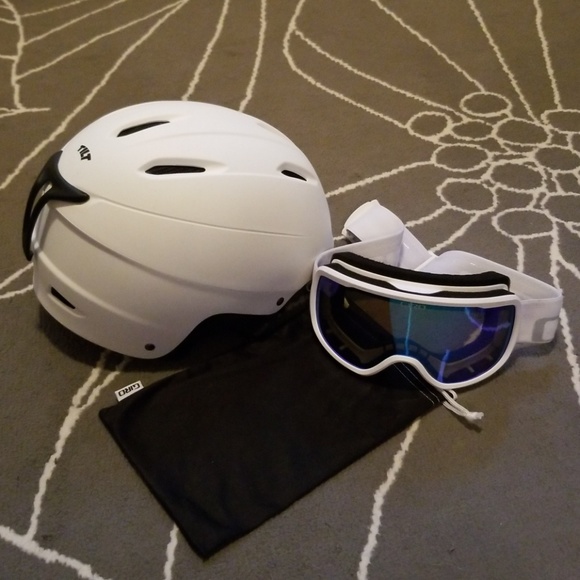 giro cruz snow goggles
